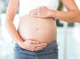 Mụn rộp sinh dục ảnh hưởng trực tiếp đến thai nhi